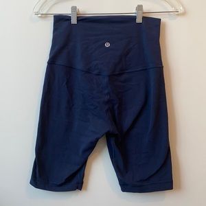 Lululemon Align super high wasted short 10”